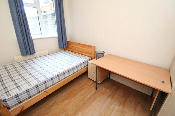 5 Bedroom Terraced House To Rent In Forster Road, Southampton, SO14