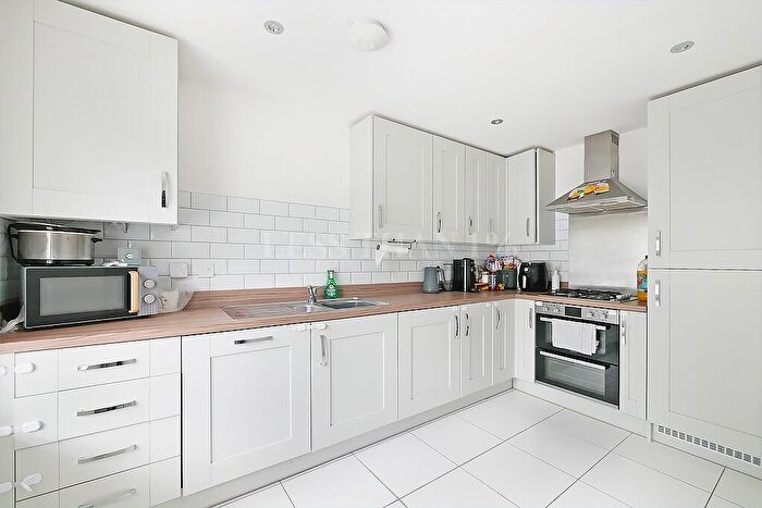 4 Bedroom End Of Terrace House For Sale In Emperor Crescent -, NN4