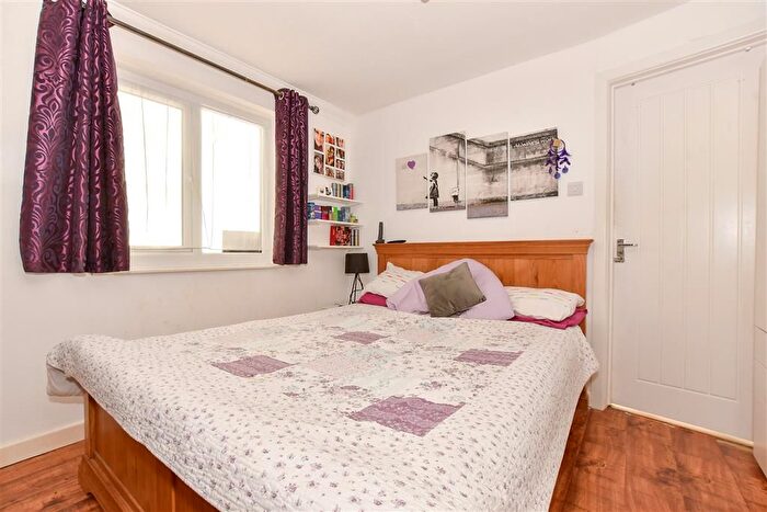 2 Bedroom Terraced House For Sale In Parkway, Apse Heath, Sandown, Isle Of Wight, PO36