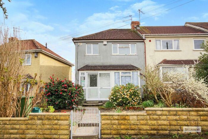 3 Bedroom House To Rent In Southey Avenue, Kingswood, Bristol, BS15