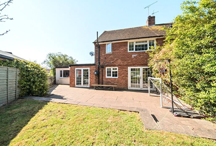 4 Bedroom Semi-Detached House For Sale In Dynes Road, Kemsing, Sevenoaks, Kent, TN15