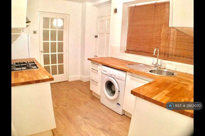 2 Bedroom Flat To Rent In Tamworth Road, Newcastle Upon Tyne, NE4