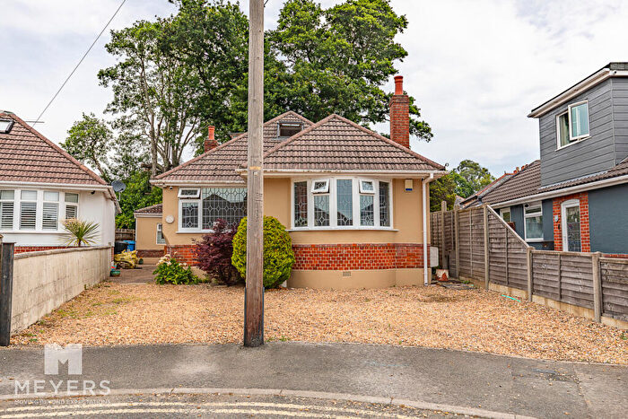 2 Bedroom Bungalow For Sale In Beresford Road, Parkstone, Poole, BH12