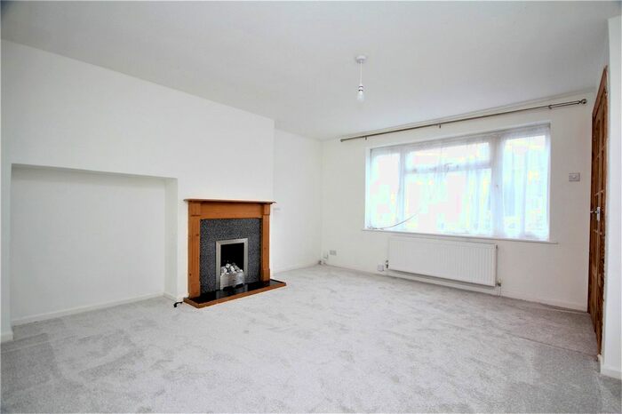 3 Bedroom Terraced House To Rent In Shadwells Close, Lancing, West Sussex, BN15