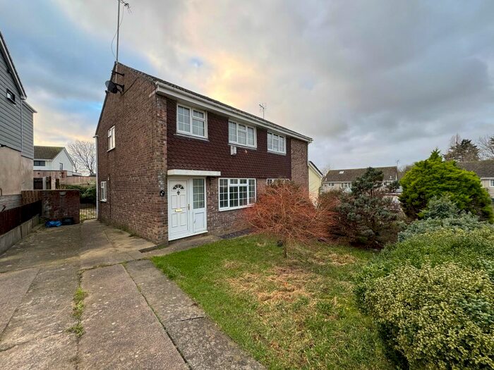 3 Bedroom Semi-Detached House To Rent In Wimbourne Close, Llantwit Major, CF61