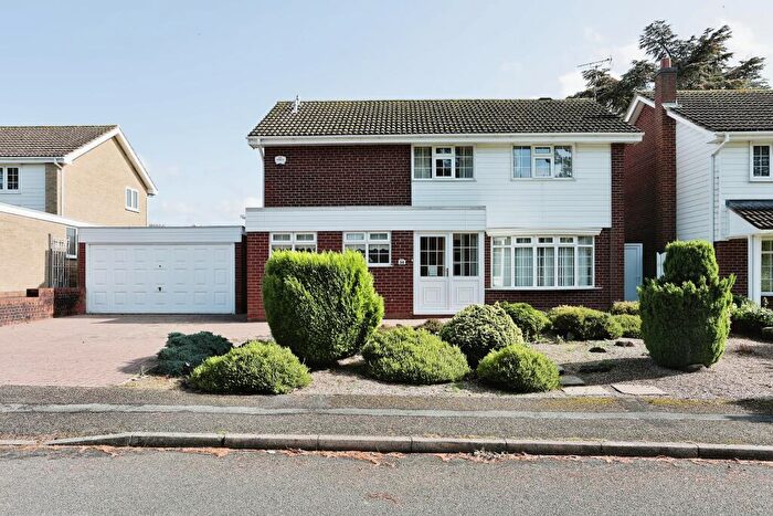 3 Bedroom House To Rent In The Yews, Leicester, LE2