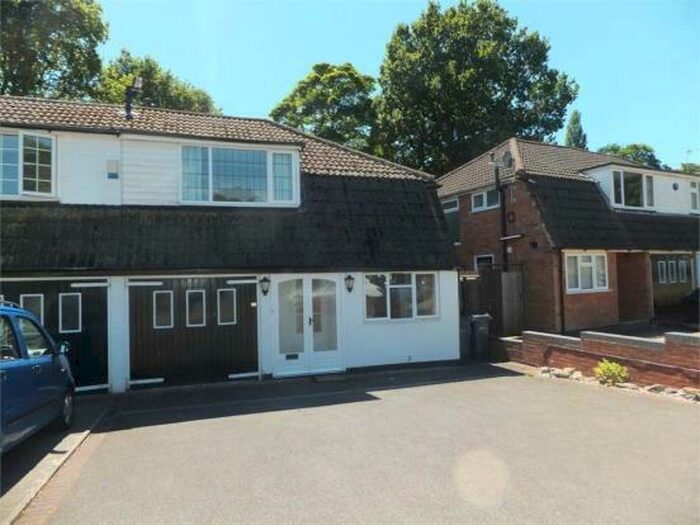 3 Bedroom House To Rent In South Drive, Sutton Coldfield., B75