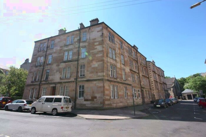 2 Bedroom Flat To Rent In Flat / Willowbank Crescent, G3