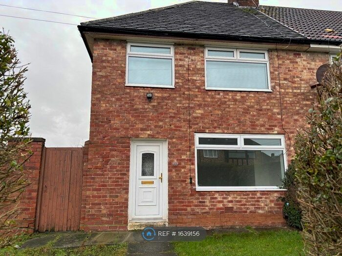 3 Bedroom Semi-Detached House To Rent In Lyme Grove, Liverpool, L36