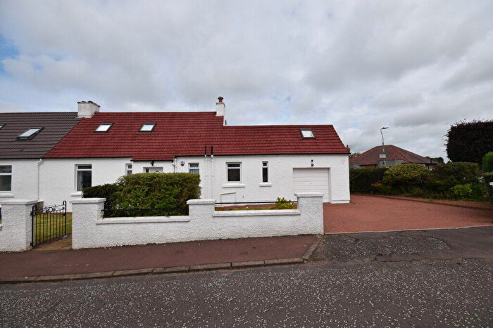 3 Bedroom Semi-Detached House For Sale In Whitehill Crescent, Lanark, ML11