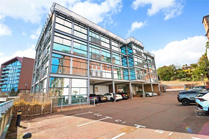 2 Bedroom Flat For Sale In Duke Street, North Shields, Tyne And Wear, NE29