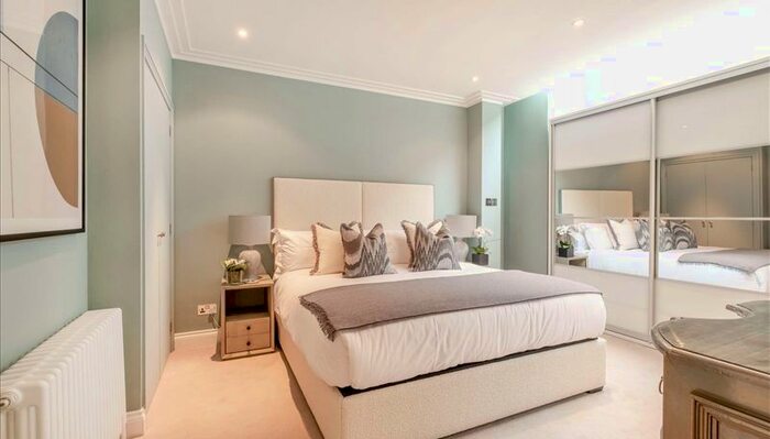 1 Bedroom Property To Rent In Grosvenor Hill, London, W1K