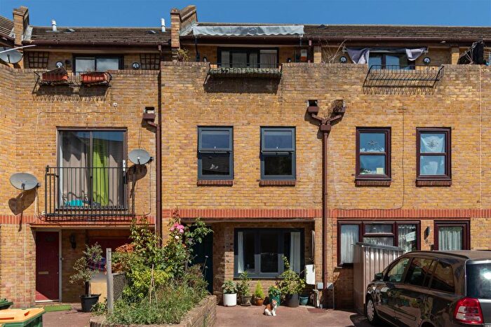 2 Bedroom Terraced House For Sale In Clarence Road, Manor Park, E12