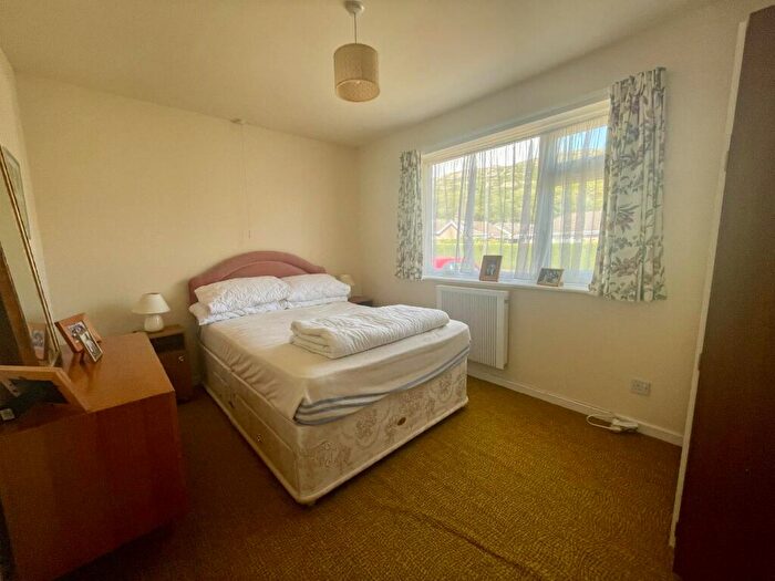 2 Bedroom Bungalow For Sale In Ffordd Pentre Mynach, Barmouth, LL42