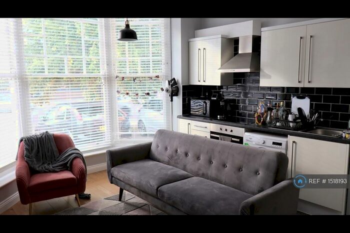 1 Bedroom Flat To Rent In Park Lane, London, CR0