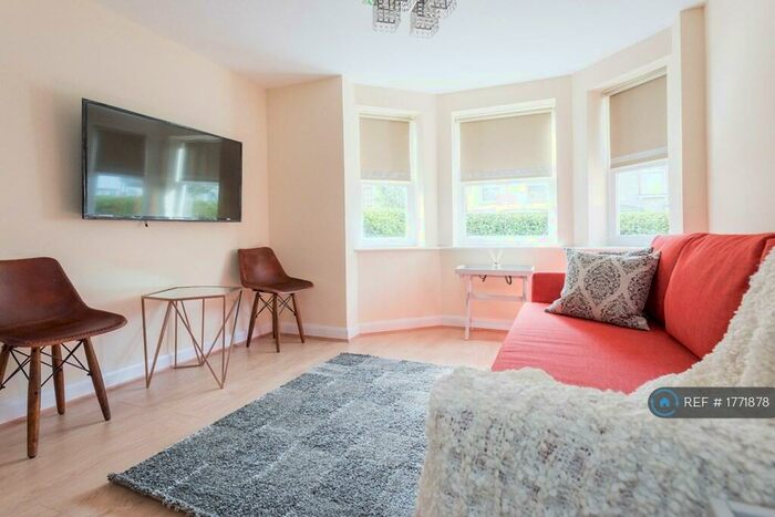 2 Bedroom Flat To Rent In Maryland Park, London, E15