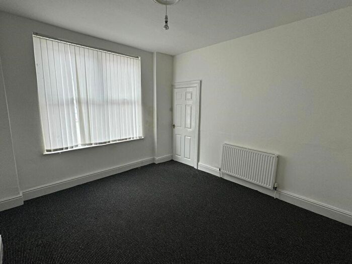 3 Bedroom Terraced House To Rent In Mandeville Street, L4