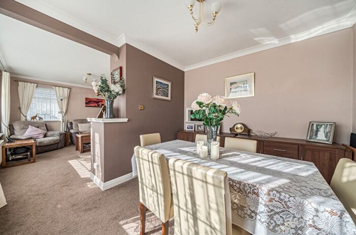 3 Bedroom Detached Bungalow For Sale In Brantwood Drive, Paignton, TQ4