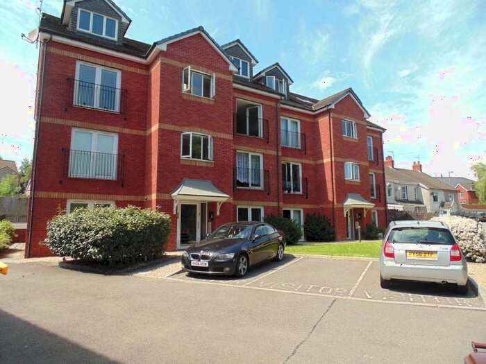 2 Bedroom Flat To Rent In Hall Street, Blackwood, NP12