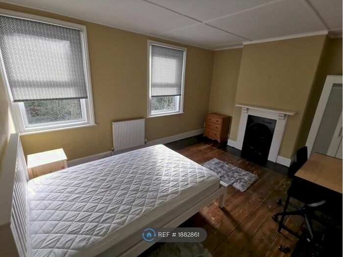 2 Bedroom Terraced House To Rent In Southview Terrace, Exeter, EX4