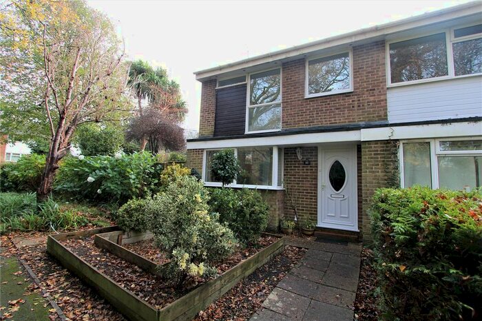 3 Bedroom End Of Terrace House To Rent In Oakwood Drive, Lordswood, Southampton, Hampshire, SO16