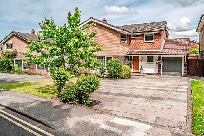 4 Bedroom Detached House For Sale In Worden Lane, Leyland, PR25