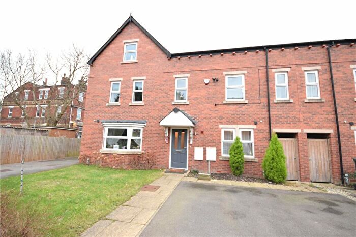 3 Bedroom Terraced House To Rent In Maple Gardens, Leeds, West Yorkshire, LS6
