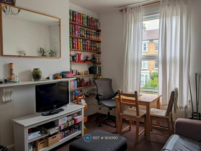 2 Bedroom Flat To Rent In Upper Tollington Park, Finsbury Park, N4