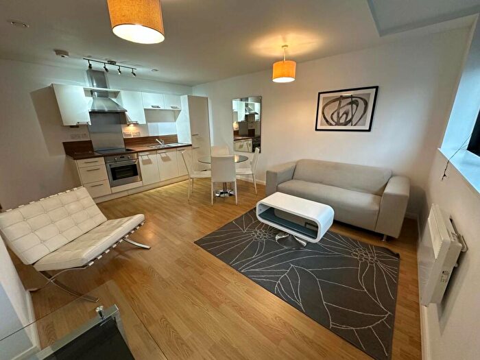 2 Bedroom Apartment To Rent In Mann Island, L3