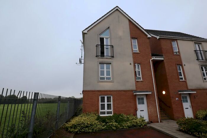 2 Bedroom Flat To Rent In Warren Court, Lincoln, LN2