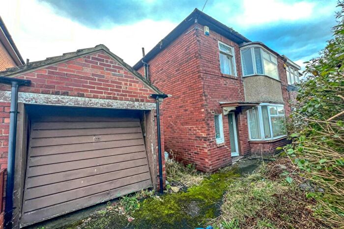 3 Bedroom Semi-Detached House For Sale In Nelson Avenue, South Shields, NE33