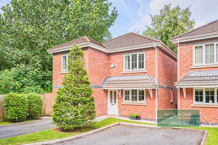 3 Bedroom Detached House For Sale In Old Wood Road, Penwortham, PR1