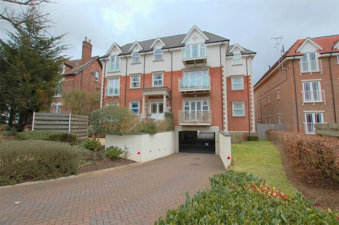 2 Bedroom Flat To Rent In 12A Beckenham Grove, Bromley BR2