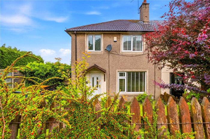3 Bedroom Semi Detached House For Sale In Hartley Avenue, Accrington, Lancashire, BB5