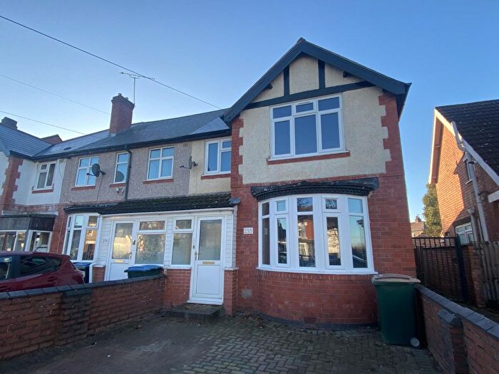 3 Bedroom Semi-Detached House To Rent In Holbrook Lane, Coventry, CV6
