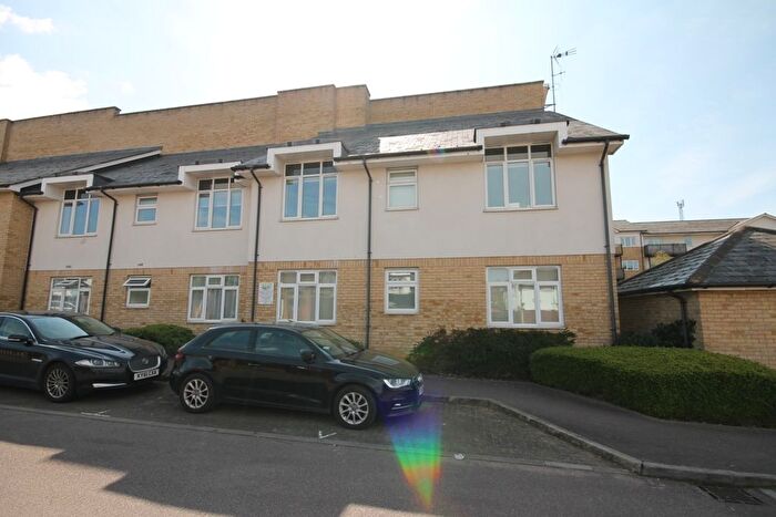 1 Bedroom Farm To Rent In Sharps Court, SG4