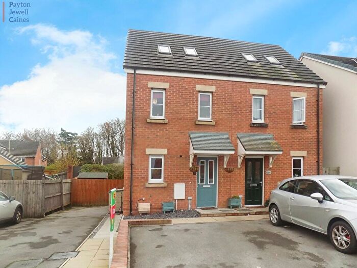 3 Bedroom Semi-Detached House For Sale In Cilgant Y Lein, Pyle, Bridgend., CF33