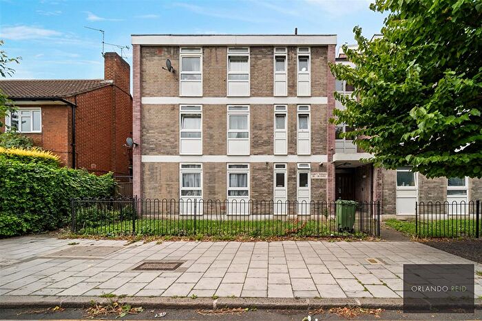 2 Bedroom Flat For Sale In Cubitt Terrace, Clapham, SW4