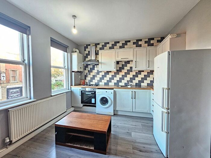 2 Bedroom Flat To Rent In Gibraltar Street, Sheffield, S3