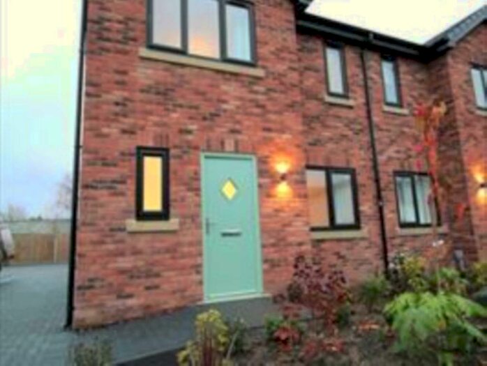 3 Bedroom Semi-Detached House To Rent In The Gravel, Mere Brow, PR4