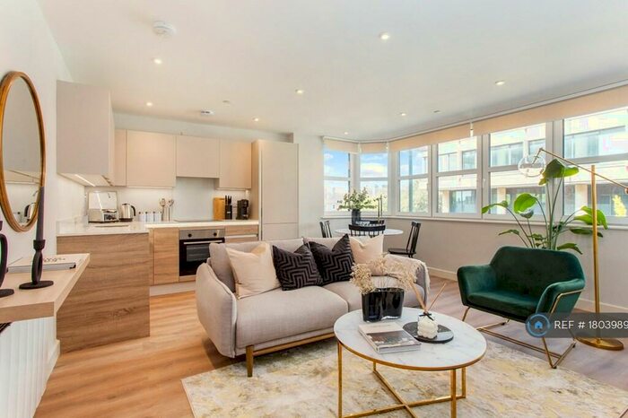 2 Bedroom Flat To Rent In Richmond Hill (At), Bournemouth, BH2