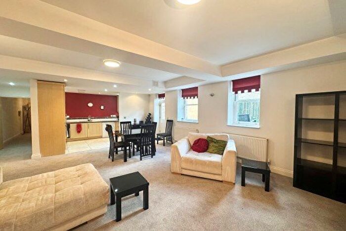 2 Bedroom Flat To Rent In Ranmoor Park Road, Sheffield, S10