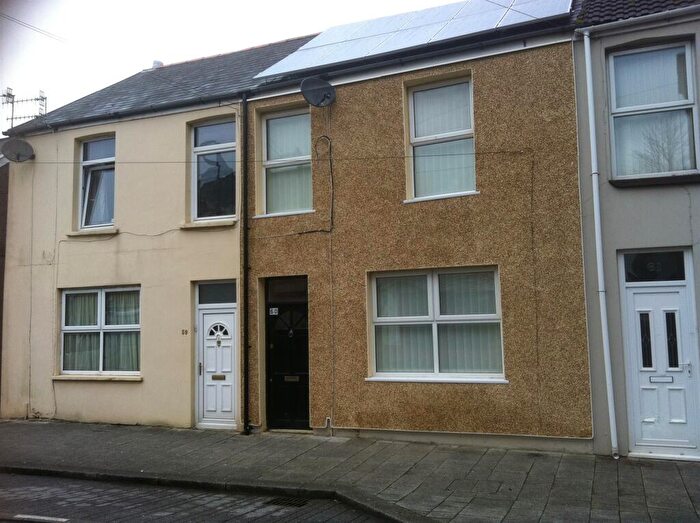 1 Bedroom Flat For Sale In Commercial Street, Maesteg, CF34