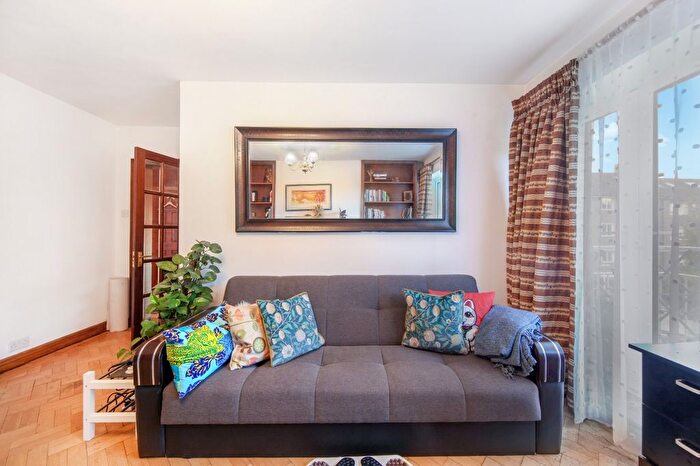 1 Bedroom Flat To Rent In Verity House, Abercorn Place, NW8