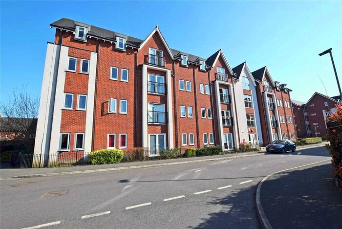 2 Bedroom Apartment To Rent In Houseman Crescent, West Didsbury, Manchester, M20