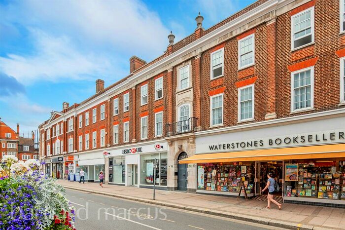 1 Bedroom Apartment For Sale In High Street, Epsom, KT19