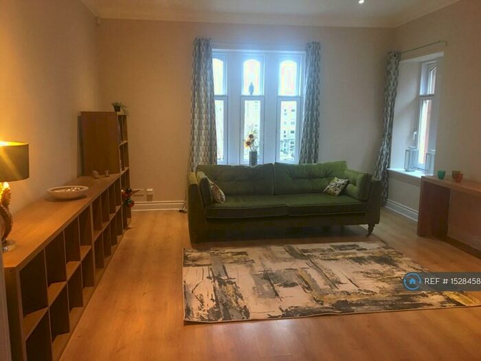 4 Bedroom Semi-Detached House To Rent In Scrimgeour Place, Dundee, DD3