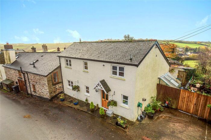 2 Bedroom End Of Terrace House For Sale In The Square, North Molton, South Molton, Devon, EX36