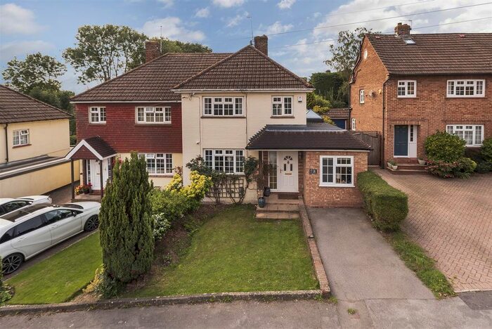 4 Bedroom Semi-Detached House To Rent In Weald Close, Weald, Sevenoaks, TN14