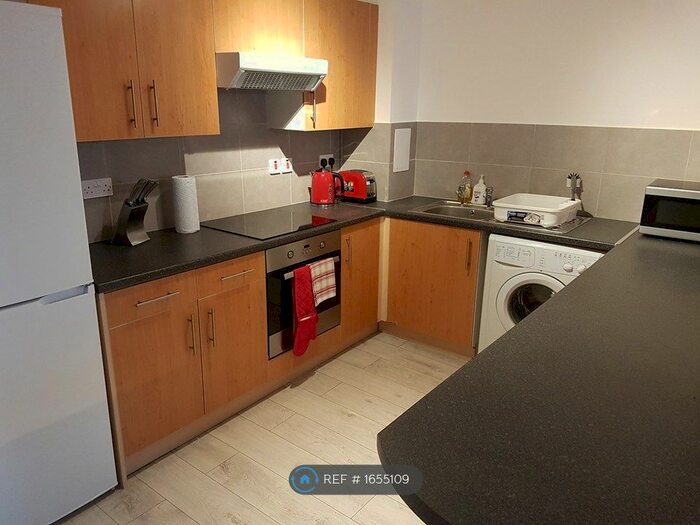2 Bedroom Flat To Rent In Blackfriars Road, Glasgow, G1